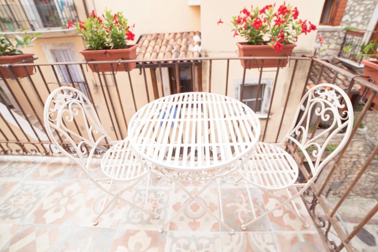 Aria Di Vico Aparthotel Віко-дель-Ґарґано Екстер'єр фото